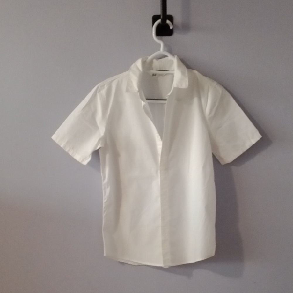 H&M White Casual Button Down Shirt